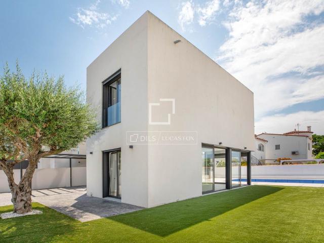 Chalet en venta en Empuriabrava, Alt Empordà