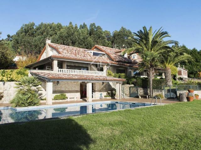 Chalet en venta en Poio, Pontevedra