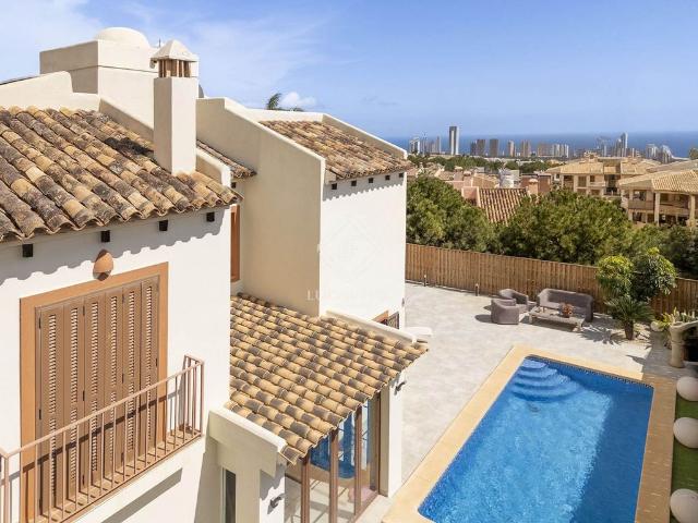 Villa en venta en Finestrat