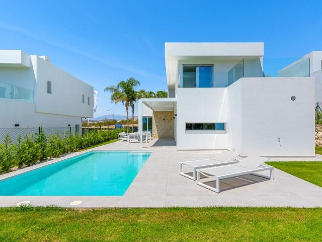 Chalet en venta en la Marina Baixa, Valencia