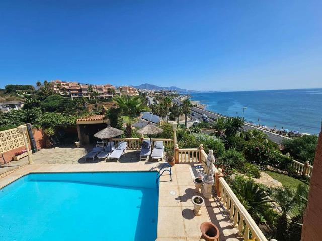 Chalet en alquiler en Chaparral, Costa del Sol Occidental