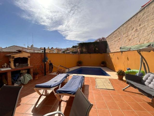Chalet en venta en Puerto de la Torre, Málaga-Costa del Sol