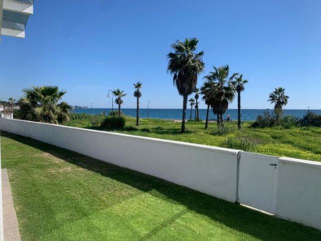 Chalet en venta en Barriada Islas Canarias, Costa del Sol Occidental