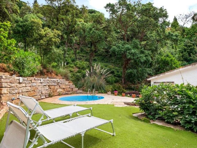 Chalet en venta en Santa Maria de Llorell, la Selva