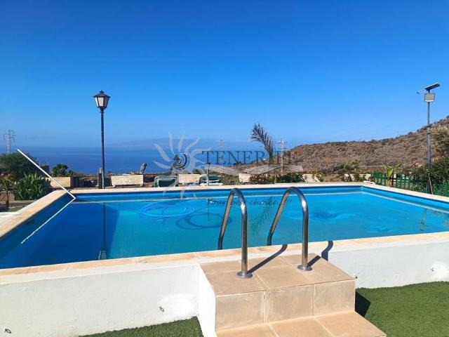 Chalet en venta en Guía de Isora, Canarias