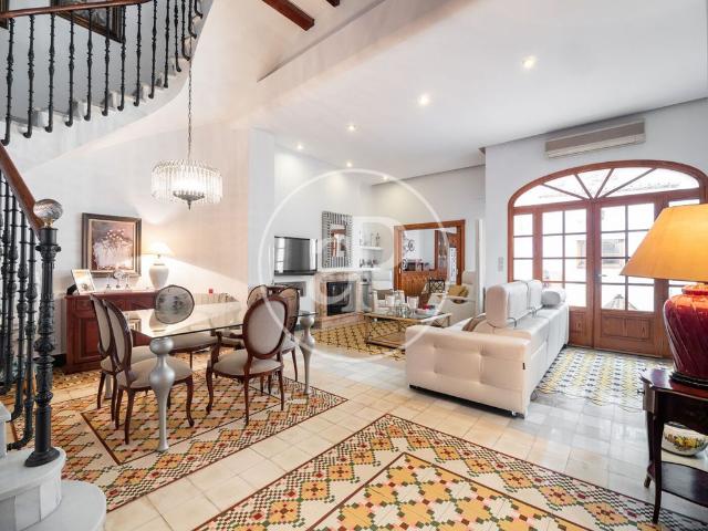 Villa en venta en Oliva