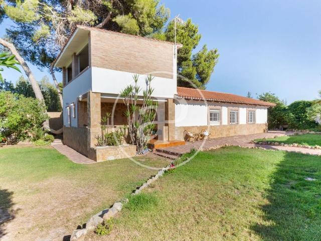 Chalet en venta en Urbanització Mas de Traver, el Camp de Túria