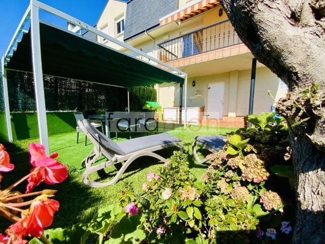Chalet en venta en Lavadores, Vigo