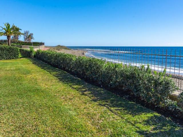 Chalet en venta en Barriada Islas Canarias, Costa del Sol Occidental