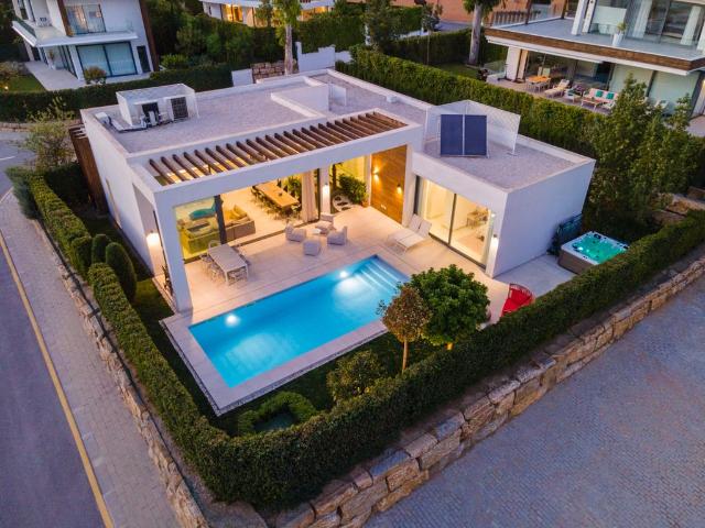 Chalet en venta en Estebuna, Costa del Sol Occidental