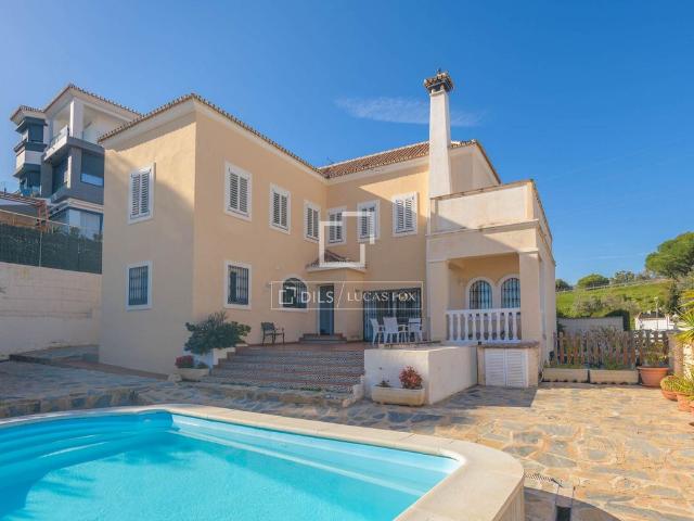 Chalet en venta en La Cala del Moral, La Axarquía