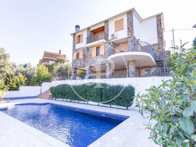 Chalet en venta en Castellar Del Vallès, Barcelona