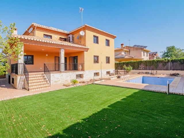 Chalet en venta en Comarca de la Vega de Granada, Andalucía