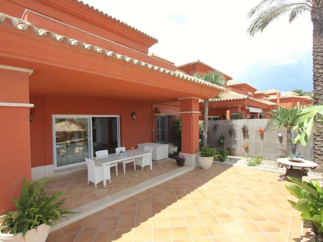 Chalet en venta en El Rosario, Costa del Sol Occidental