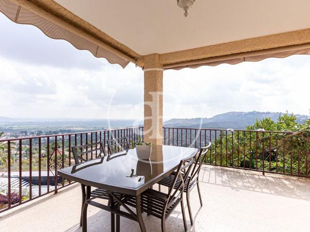 Villa en venta en Torrent, La Esmeralda