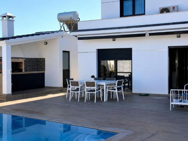 Chalet en venta en Valle del Guadalhorce, Andalucía