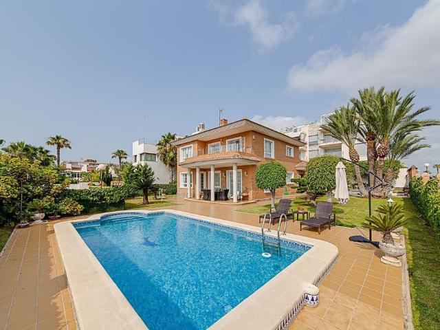 Chalet en venta en Urbanización Punta Prima, el Baix Segura / La Vega Baja