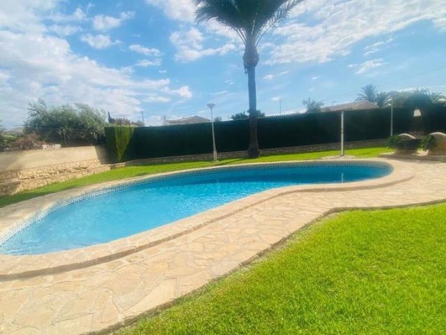 Chalet en venta en Bordes, la Marina Baixa