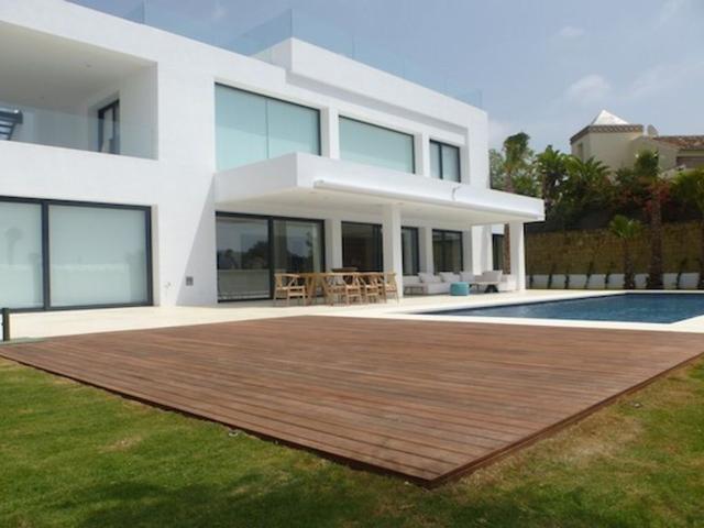 Villa en alquiler en Marbella, Miraflores