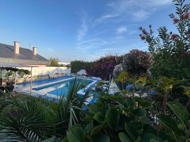 Chalet en venta en Nigrán, Pontevedra