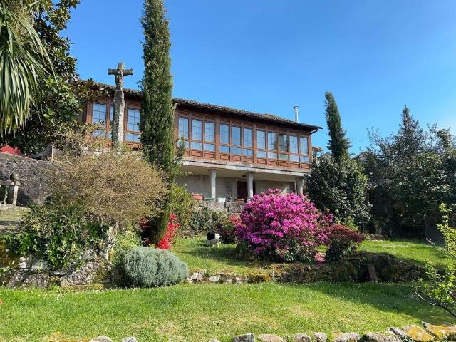 Chalet en venta en Cela, O Morrazo