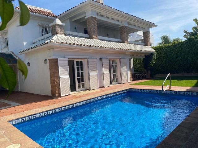 Chalet en alquiler en Nueva Andalucía, Costa del Sol Occidental