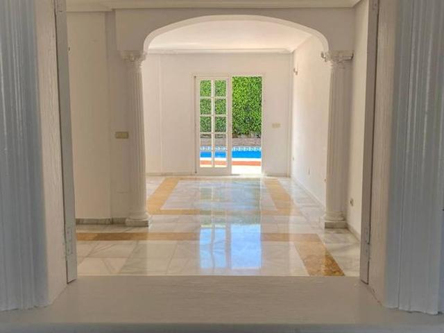 Chalet en alquiler en Nueva Andalucía, Costa del Sol Occidental