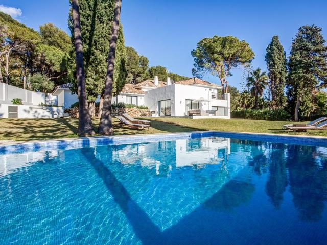 Villa en alquiler en Marbella, Miraflores