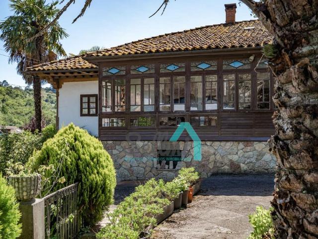Villa en venta en A Gudiña, Las Rozas / Les Roces