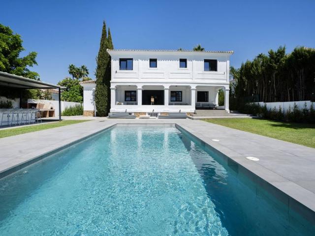 Chalet en alquiler en Nueva Andalucía, Costa del Sol Occidental
