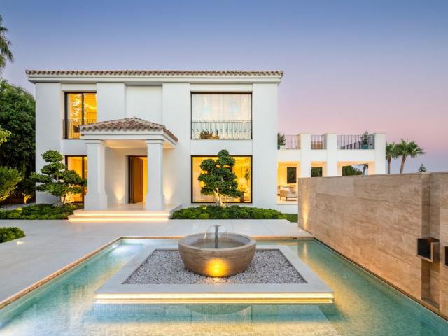 Chalet en venta en Las Cancelas, Costa del Sol Occidental