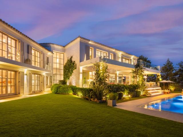 Chalet en venta en Nueva Andalucía, Costa del Sol Occidental