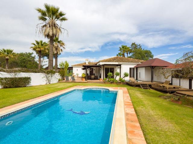 Chalet en venta en Sotogrande, Campo de Gibraltar