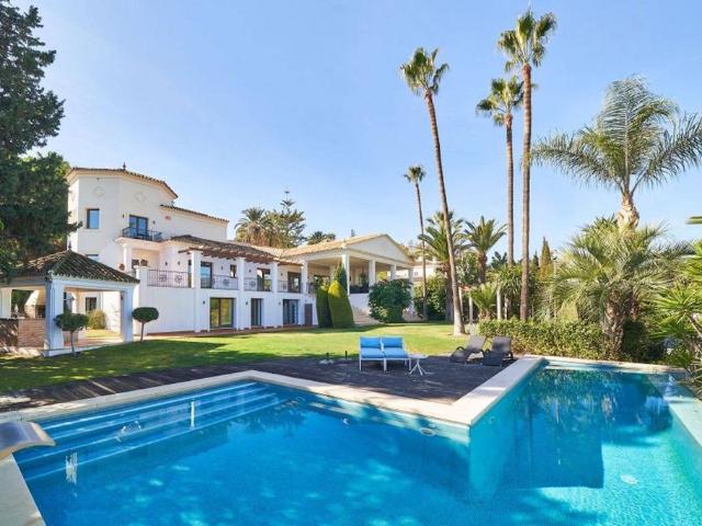 Chalet en venta en Nueva Andalucía, Costa del Sol Occidental