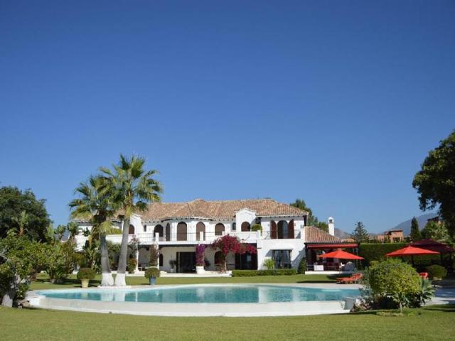 Villa en alquiler en Marbella, Miraflores