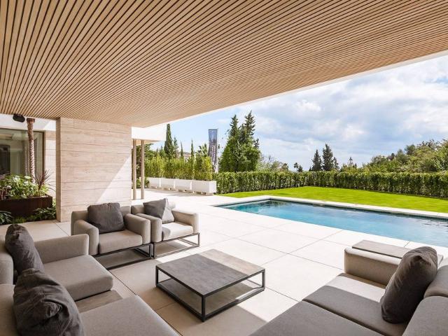 Chalet en alquiler en La Alquería-El Paraíso, Costa del Sol Occidental