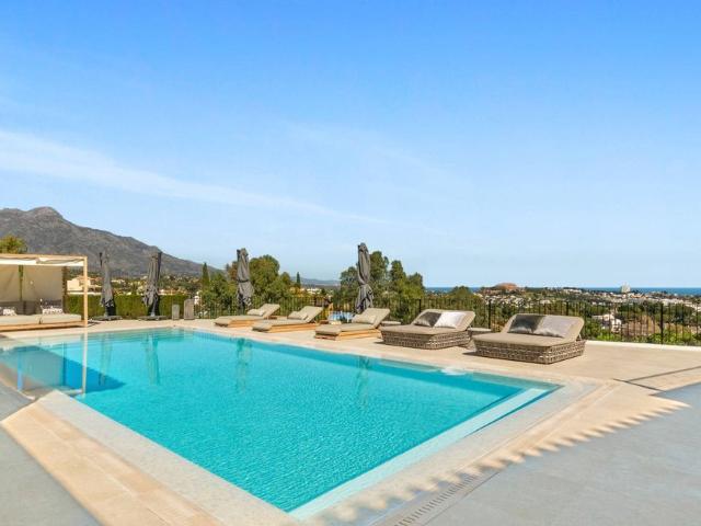 Chalet en venta en Artola, Costa del Sol Occidental