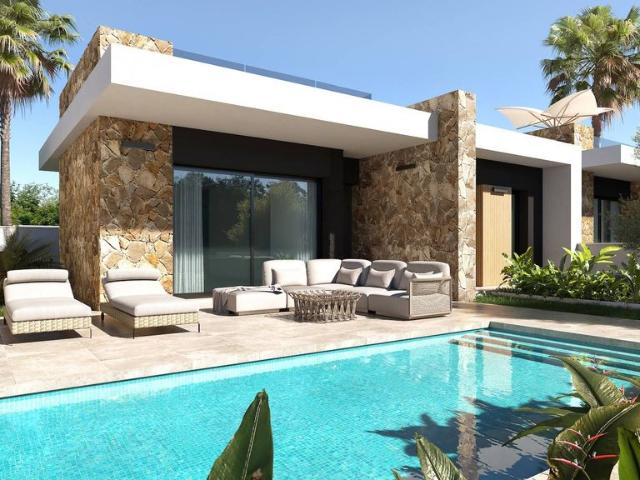 Chalet en venta en Urbanización Doña Pepa, el Baix Segura / La Vega Baja