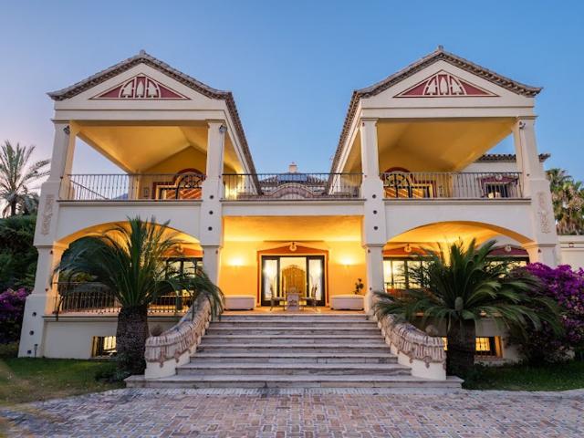 Villa en alquiler en Marbella, Nagüeles