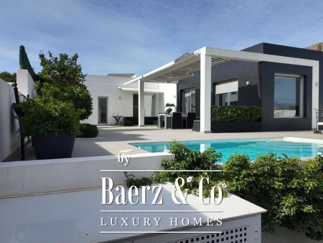 Chalet en venta en la Marina Baixa, Valencia
