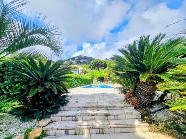 Chalet en venta en Lloret De Mar, Girona