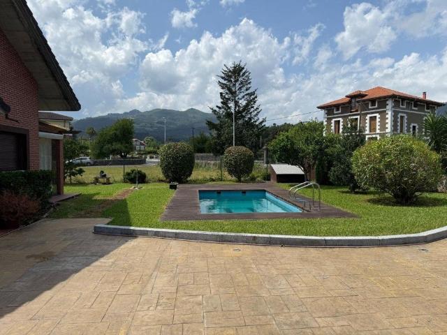 Chalet en venta en Guriezo, Cantabria