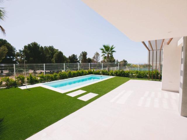 Chalet en venta en Urbanització Golf Badia, Finestrat