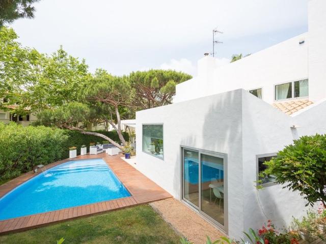 Chalet en venta en Castell-platja D'aro, Girona