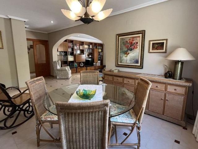 Chalet en venta en Villafranquesa, l'Alacantí
