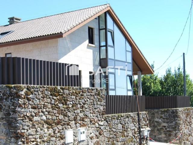 Chalet en venta en Cambados, Pontevedra