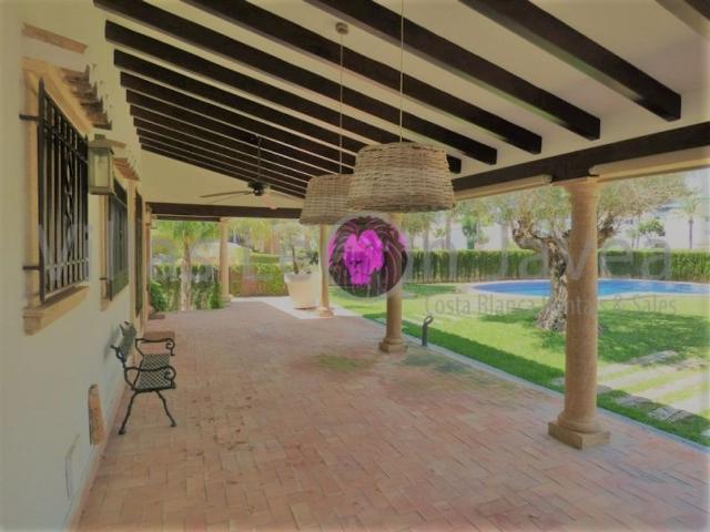 Chalet en venta en Parque Calablanca, la Marina Alta