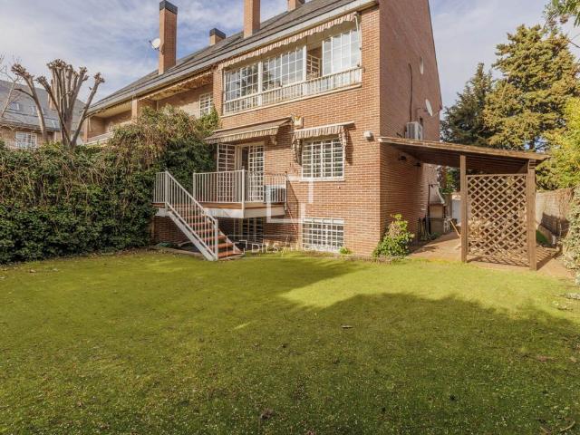 Chalet en venta en Pozuelo De Alarcón, Madrid