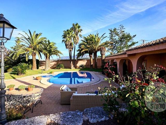 Chalet en venta en el Comtat, Valencia