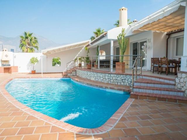 Chalet en venta en Arroyo de la Miel-Benalmádena Costa, Costa del Sol Occidental